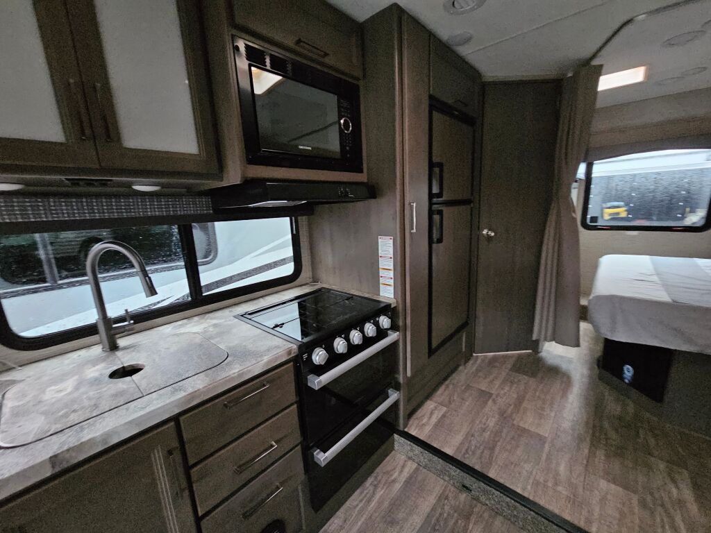 2023 Thor Motor Coach Chateau 24F