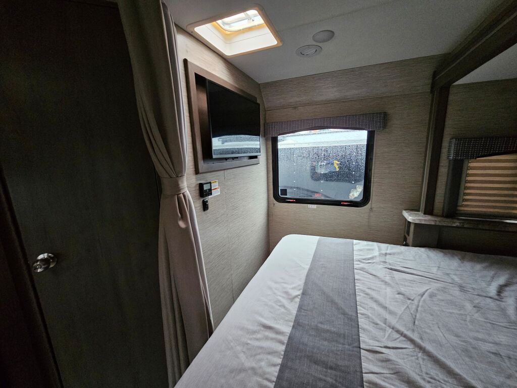 2023 Thor Motor Coach Chateau 24F