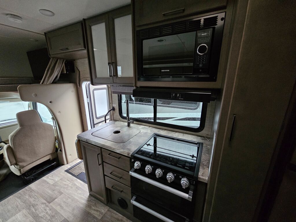 2023 Thor Motor Coach Chateau 24F