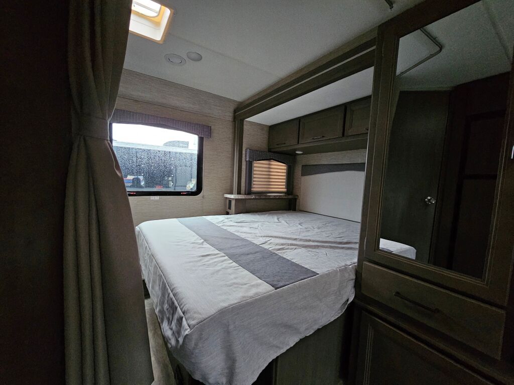 2023 Thor Motor Coach Chateau 24F