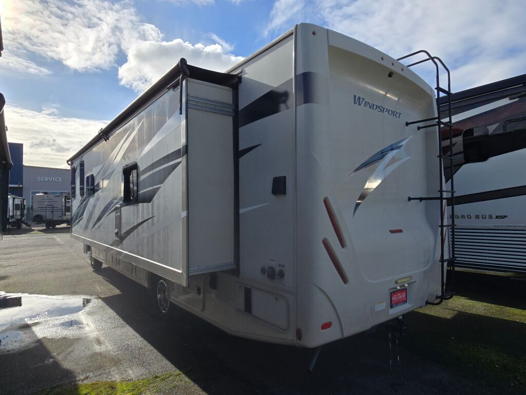 2020 Thor Motor Coach Windsport 33X