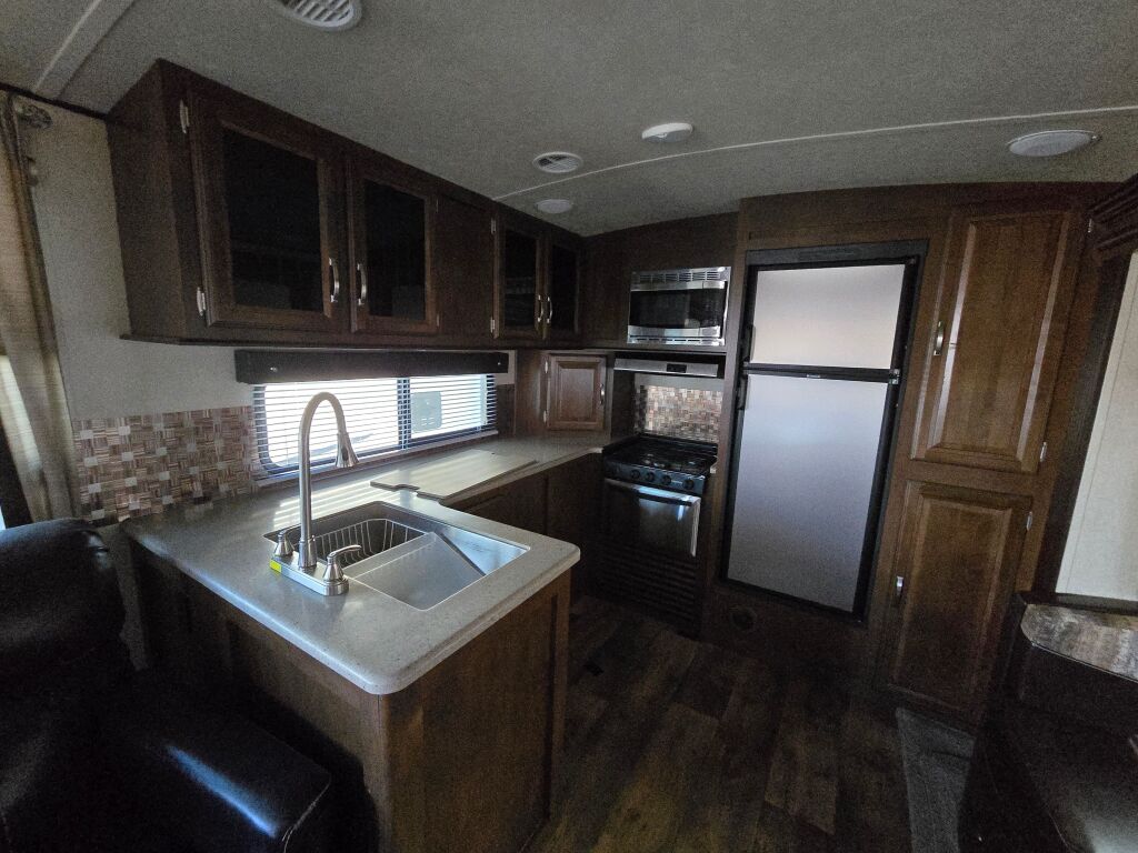 2017 Forest River Wildwood Heritage Glen Lite 282RK