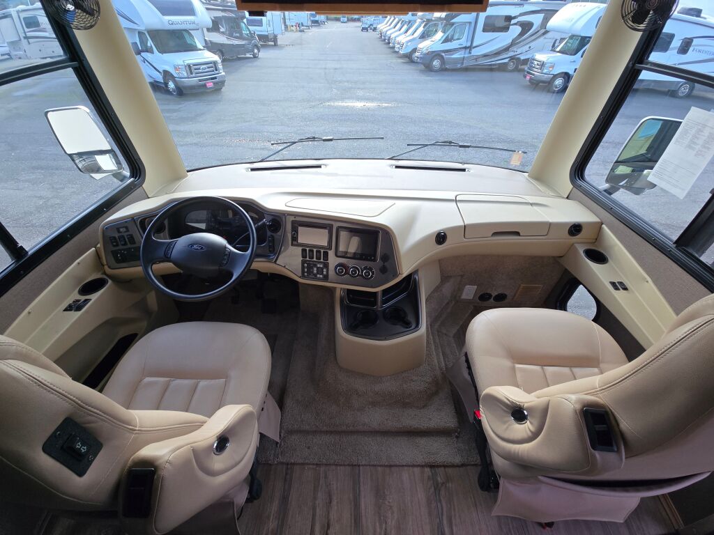 2019 Tiffin Motorhomes Open Road Allegro 32SA