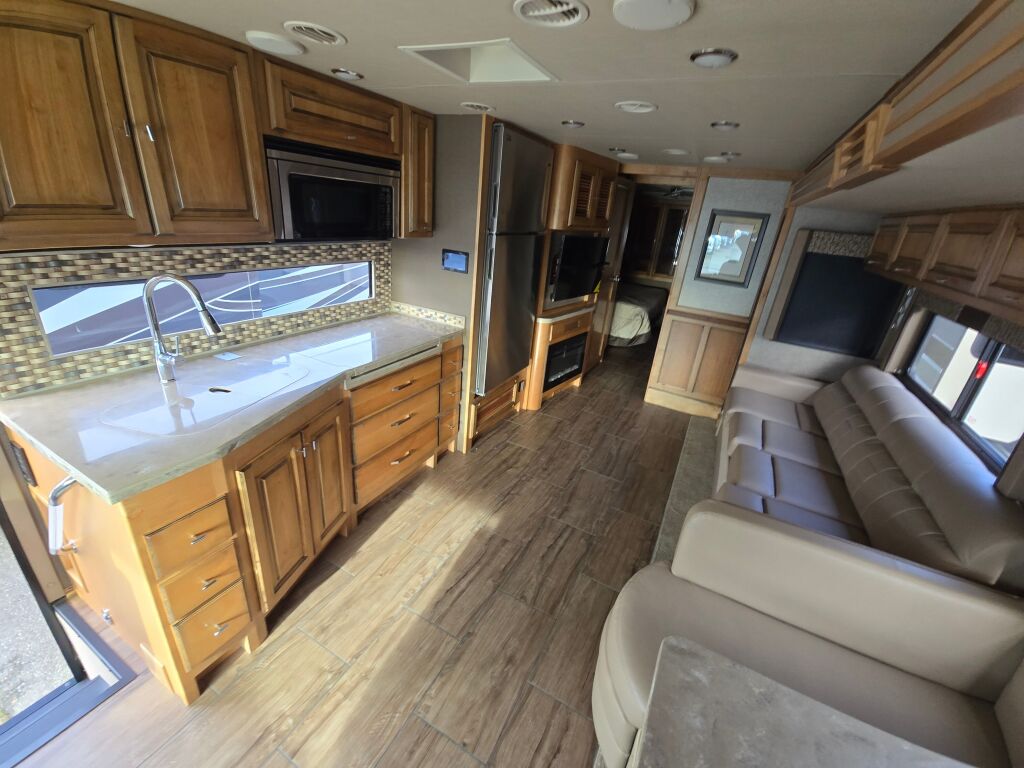 2019 Tiffin Motorhomes Open Road Allegro 32SA