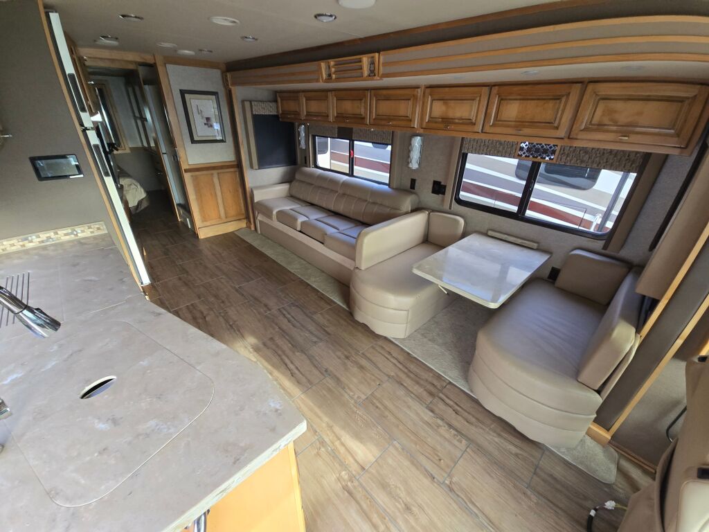 2019 Tiffin Motorhomes Open Road Allegro 32SA