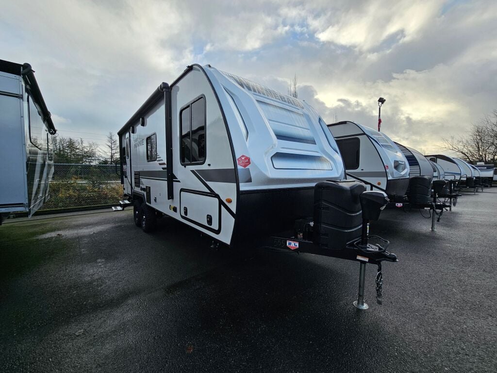 2022 Winnebago Micro Minnie 2225RL