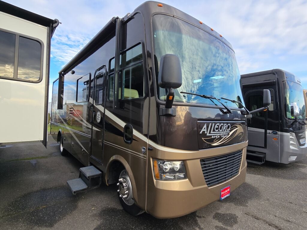 2011 Tiffin Motorhomes Allegro 30 GA