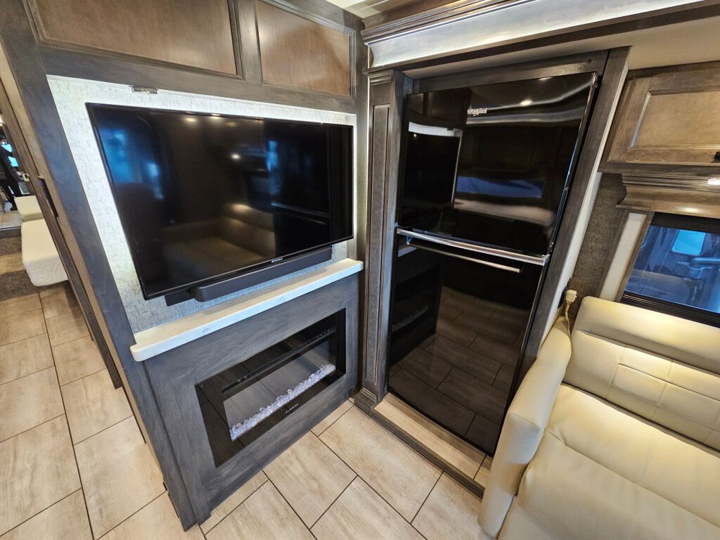 2022 Tiffin Motorhomes Allegro Breeze 33BR