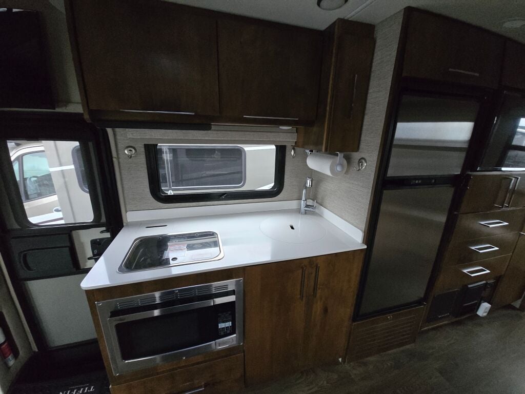 2020 Tiffin Motorhomes Wayfarer 25RW