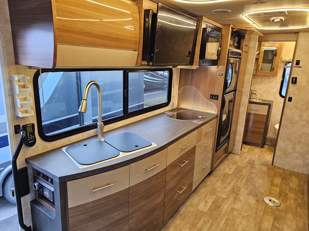 2018 Winnebago View 24D