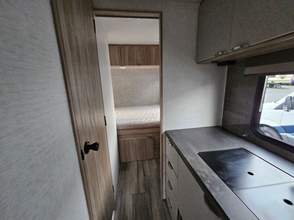 2022 Winnebago Micro Minnie 2225RL