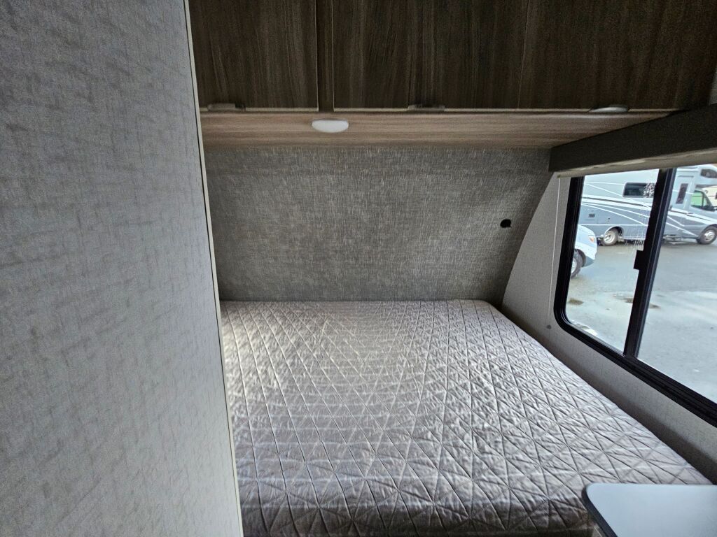 2022 Winnebago Micro Minnie 2225RL