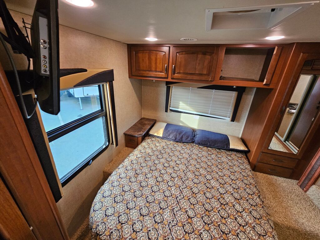 2015 Jayco Greyhawk 31DS