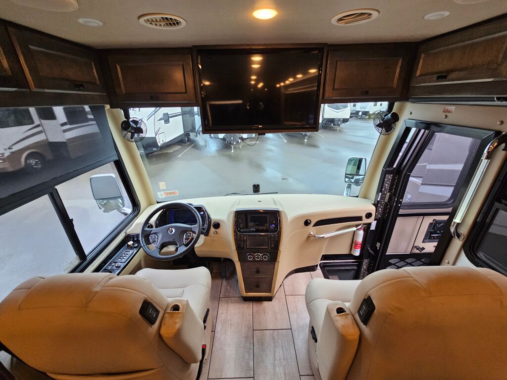 2022 Tiffin Motorhomes Allegro Breeze 33BR