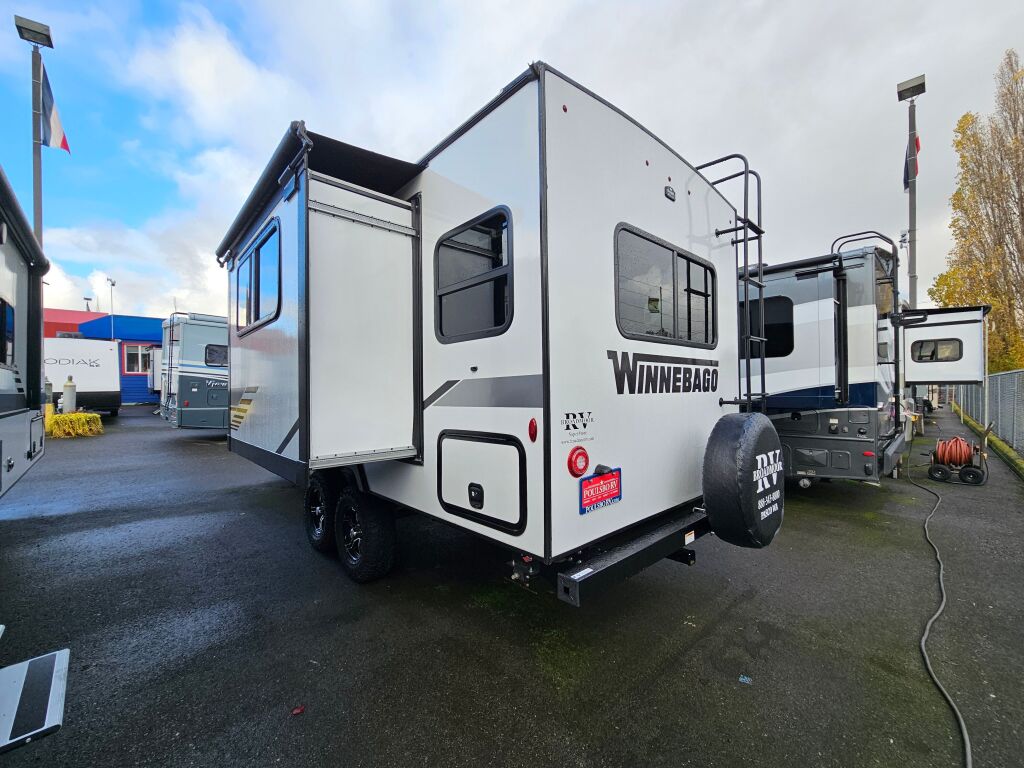 2022 Winnebago Micro Minnie 2225RL