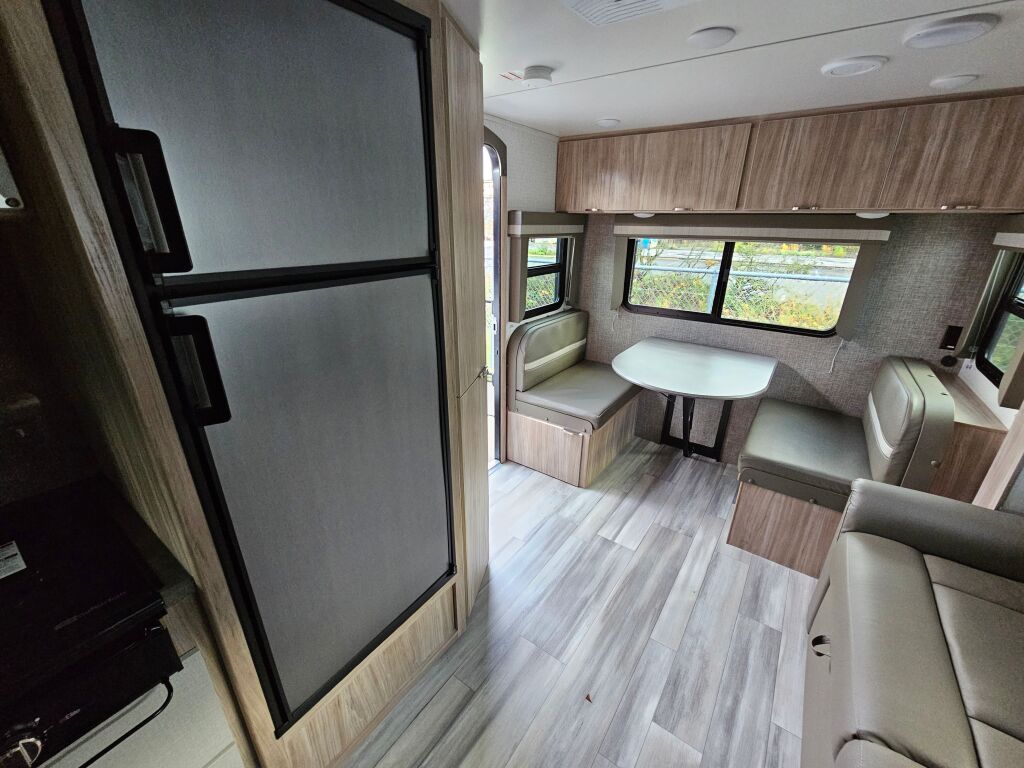 2022 Winnebago Micro Minnie 2225RL