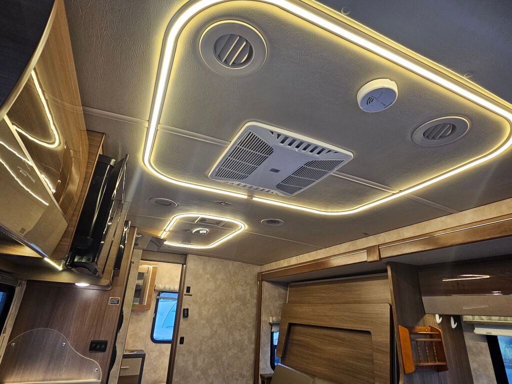 2018 Winnebago View 24D