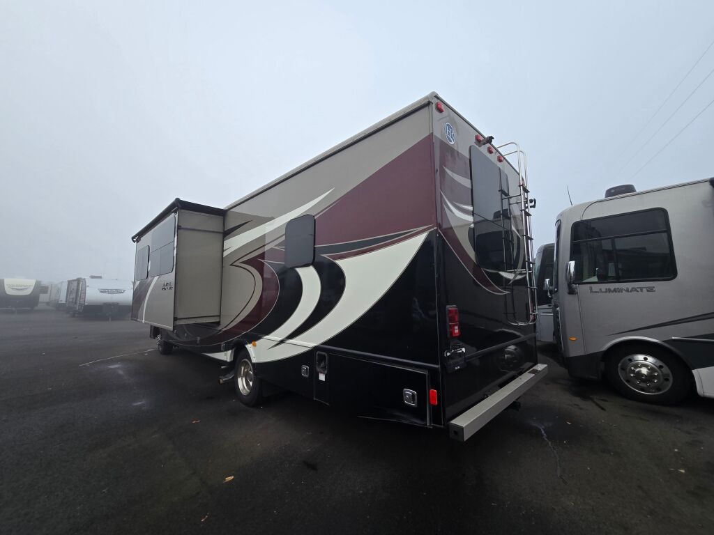 2017 Holiday Rambler Admiral 31W