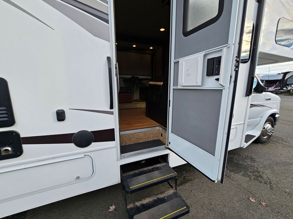 2015 Jayco Greyhawk 31DS