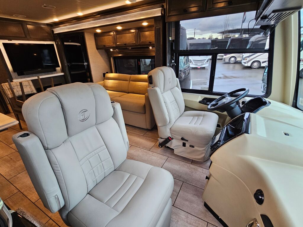 2022 Tiffin Motorhomes Allegro Breeze 33BR