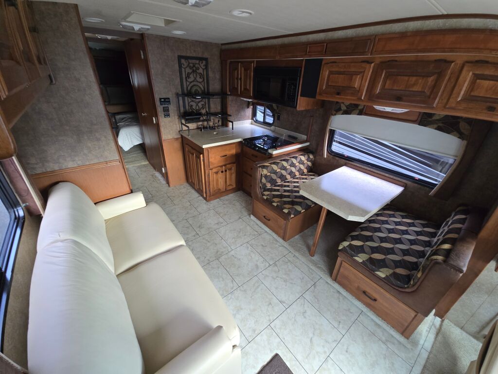 2011 Tiffin Motorhomes Allegro 30 GA