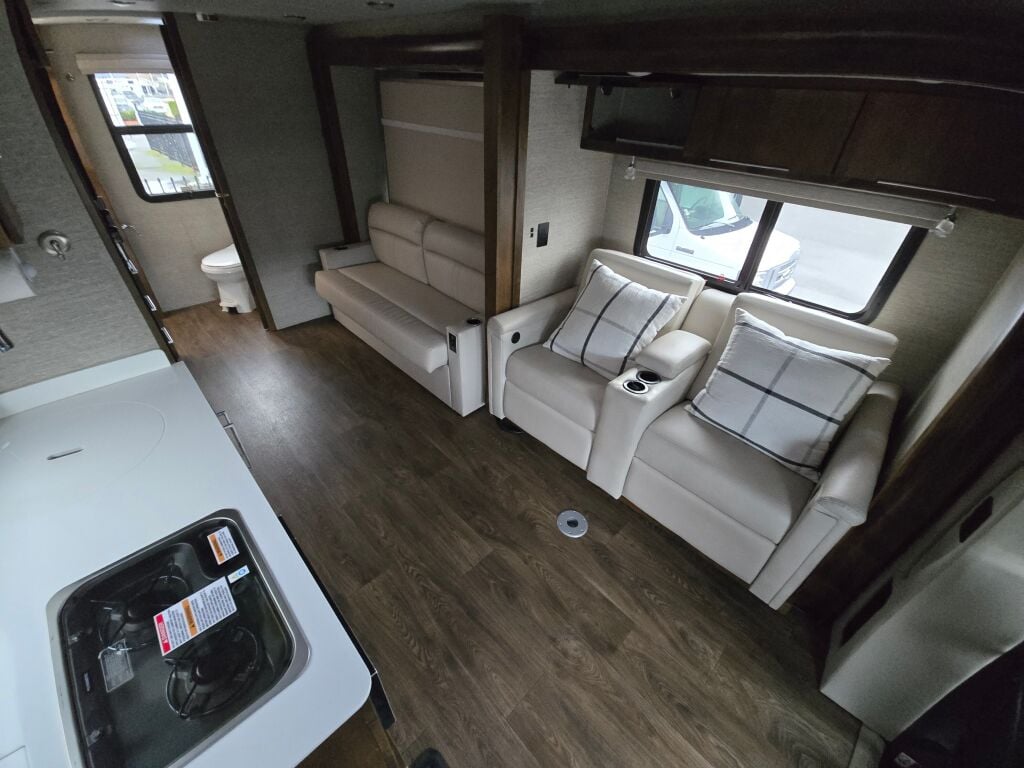 2020 Tiffin Motorhomes Wayfarer 25RW